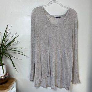 BRANDY MELVILLE SWEATER!